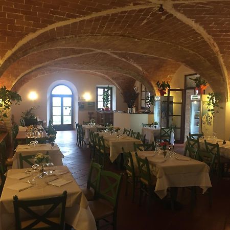 San Francesco Aparthotel Pomarance Esterno foto