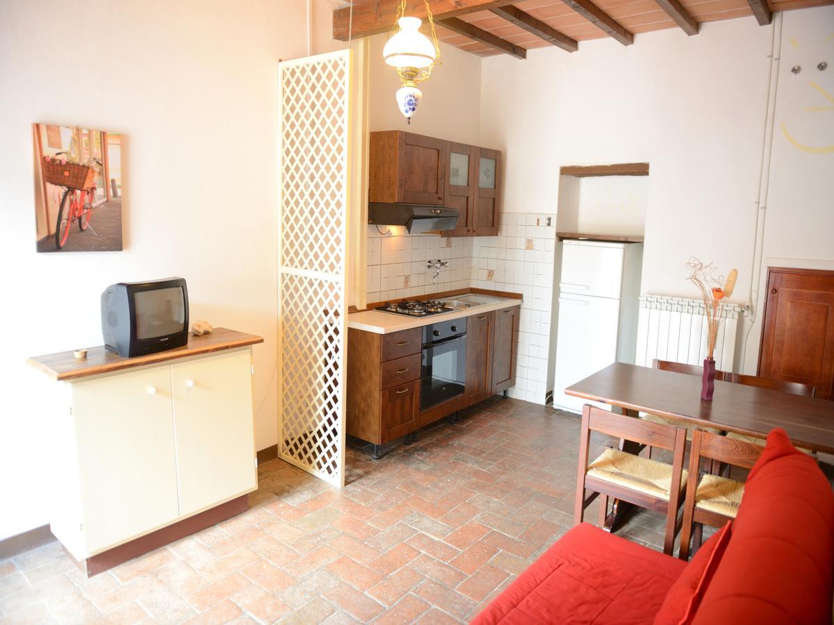 San Francesco Aparthotel Pomarance Esterno foto