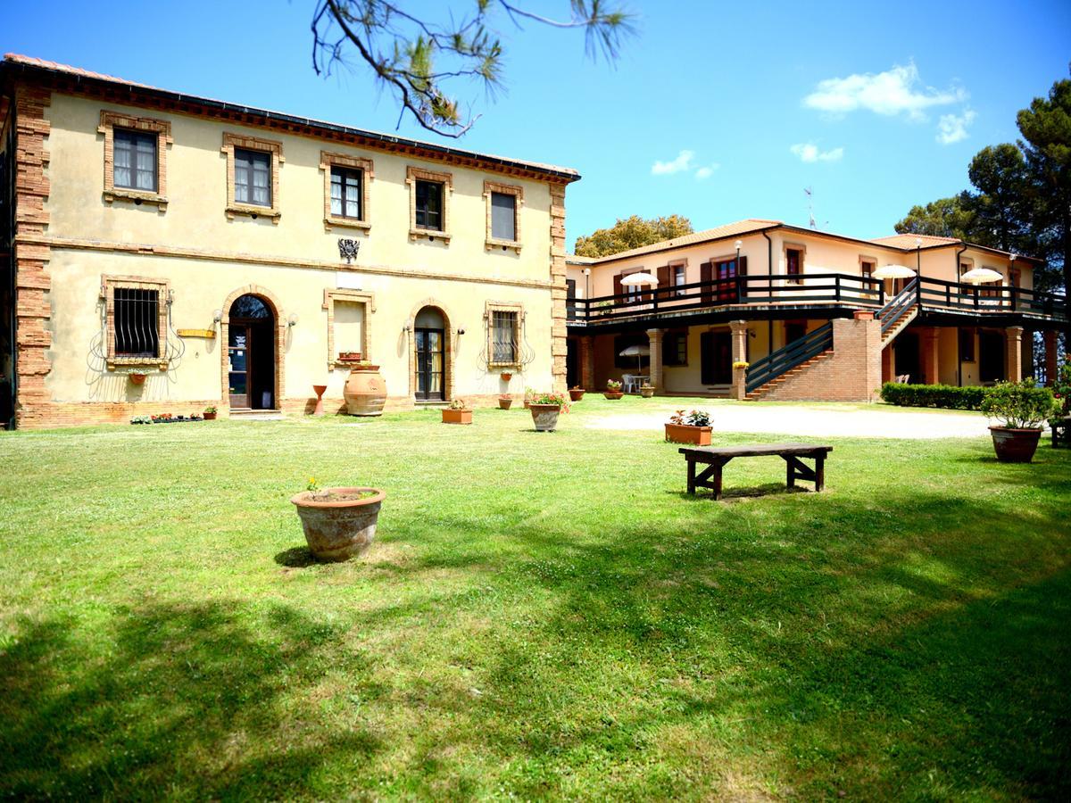 San Francesco Aparthotel Pomarance Esterno foto